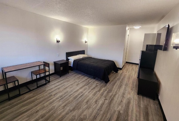 Ambassy Motel Main image